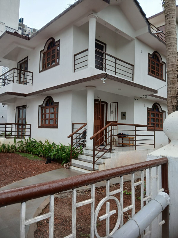 Furnished Top Floor of Villa on Rent at Assagao, Goa
